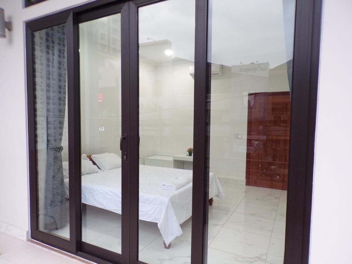 Ananta Aster Apartment Phnom Pen Exterior foto